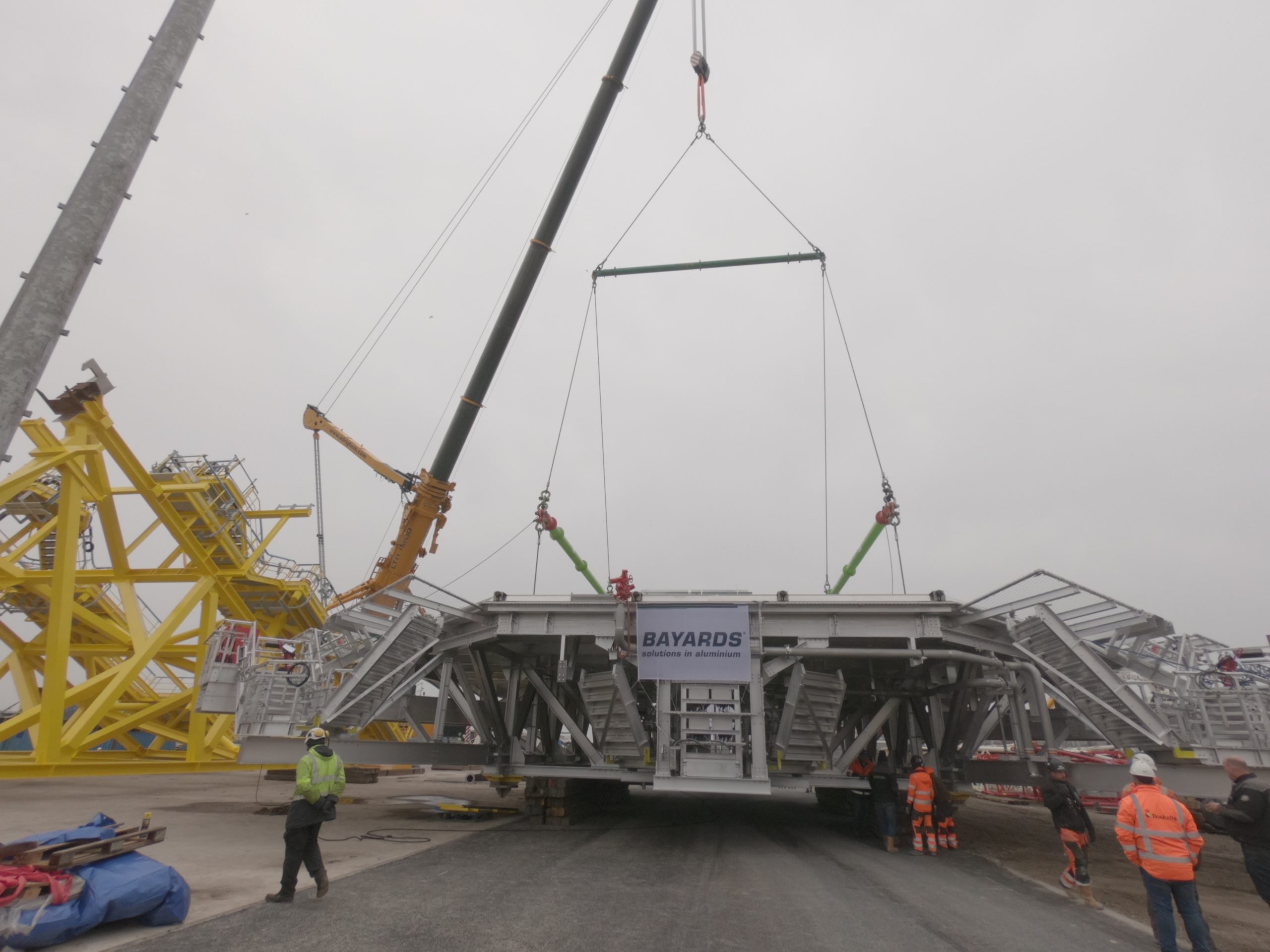 Offshore lift planning and mobilisation