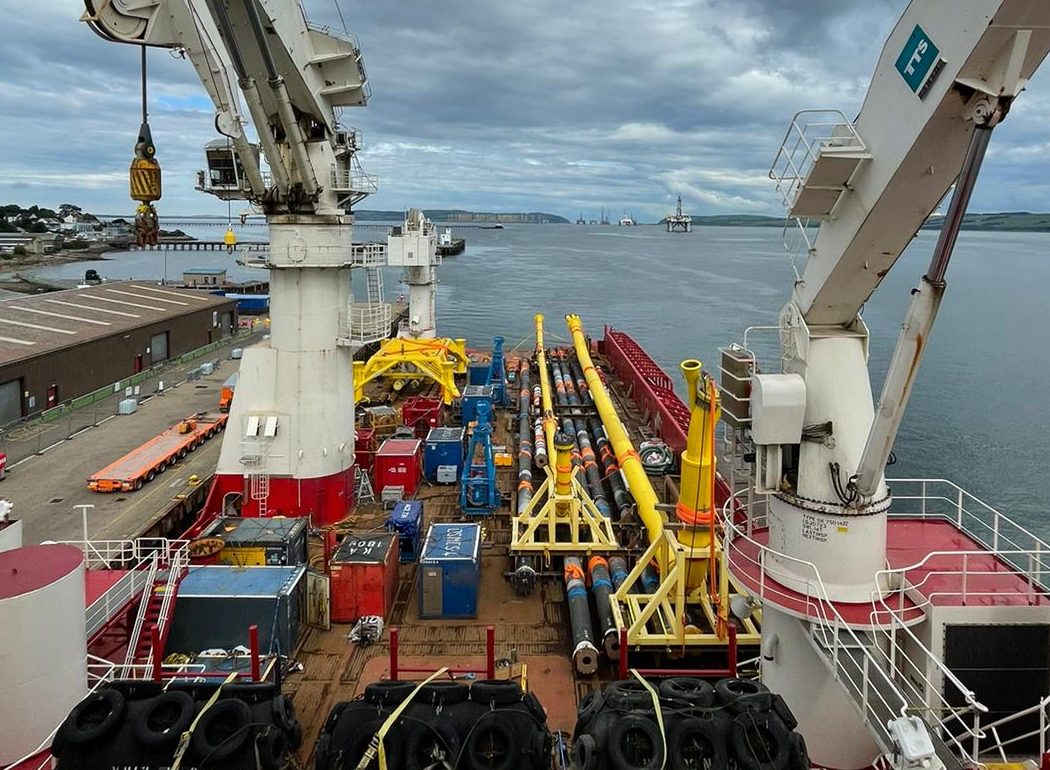Fabrication and offshore execution