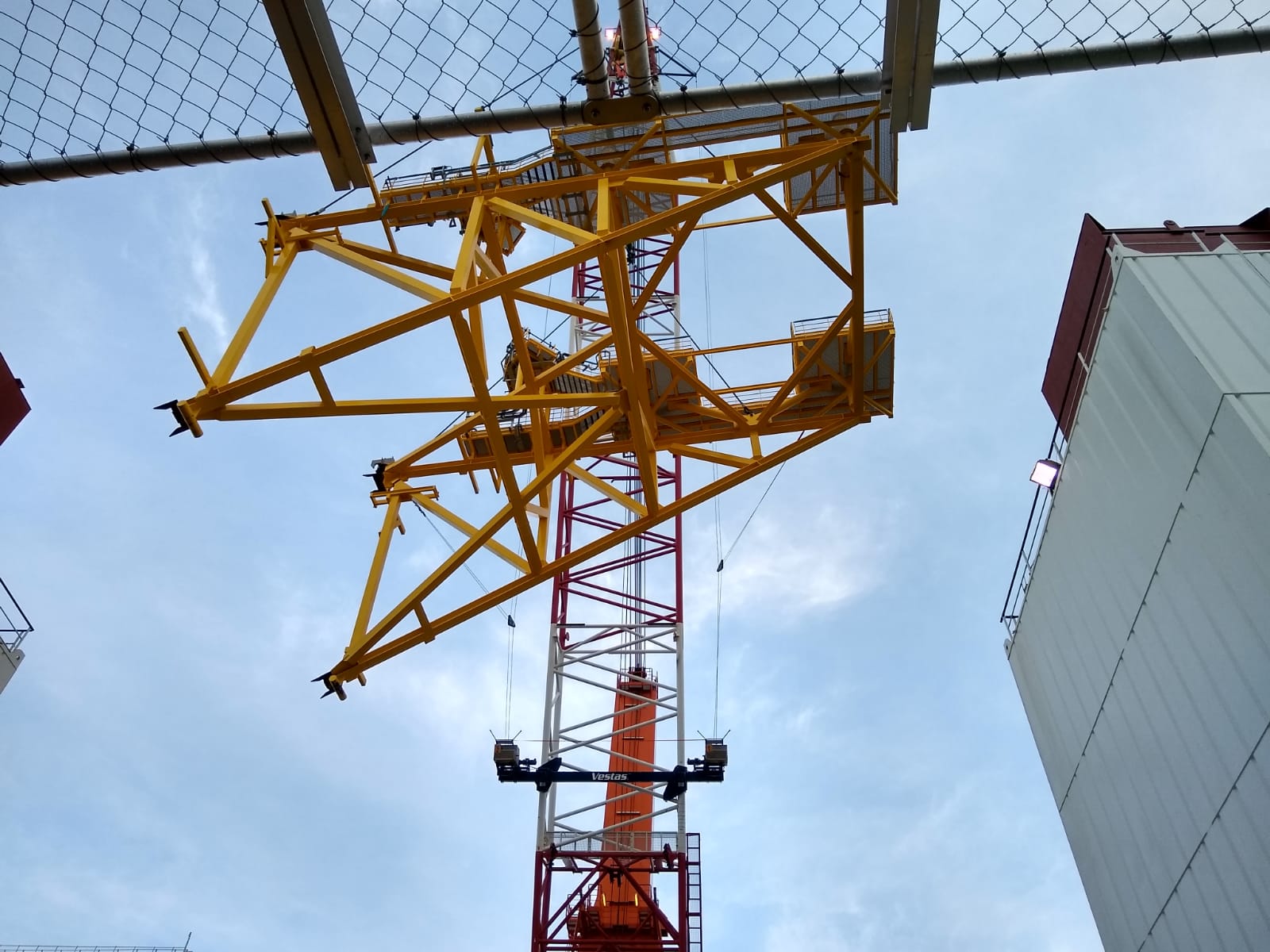 Offshore lift execution